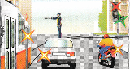 Водителям каких транспортных средств в этом случае разрешается движение?